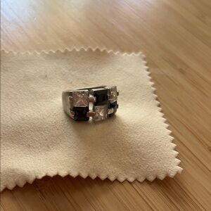 Elegant Silver and Black Women's Ring